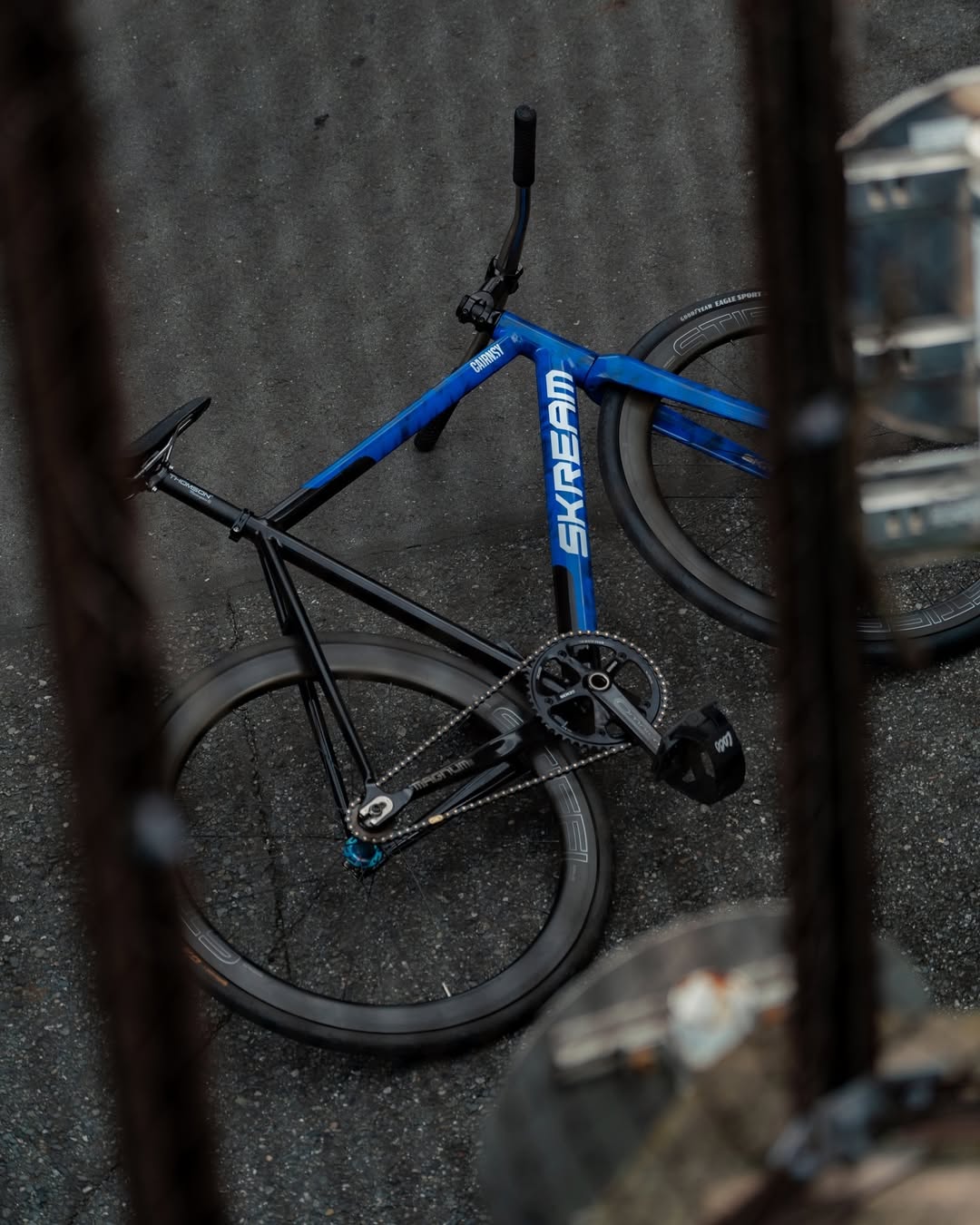 Skreambikes Magnum Smokey Limited Edition fixed gear frameset in Blue color
