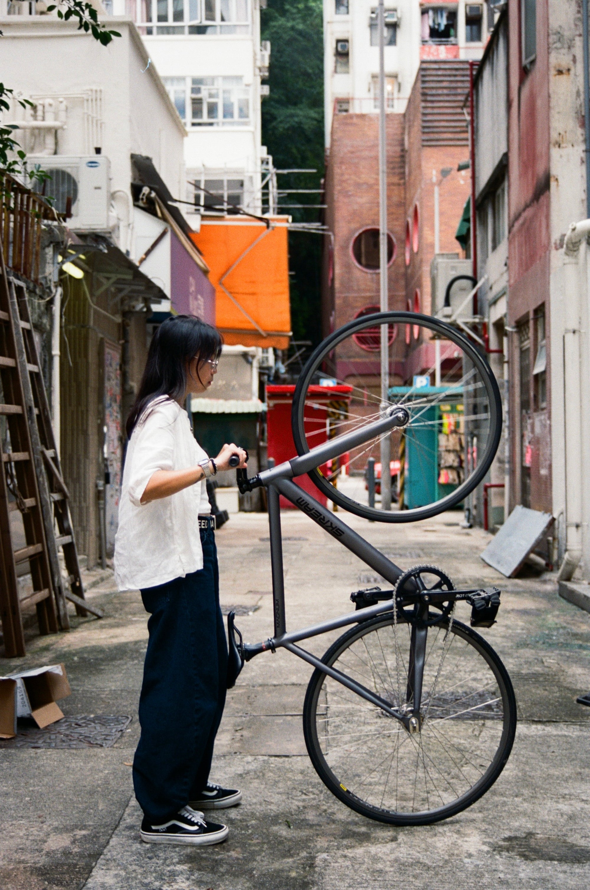 Skreambikes Magnum fixed gear frameset in Shade grey/ black color
